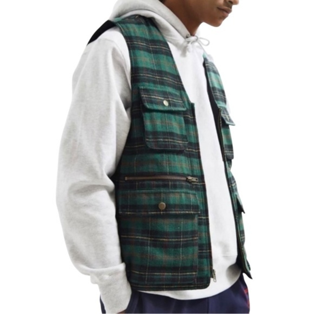 UO Urban Outfitters Men's Green Utility Vest